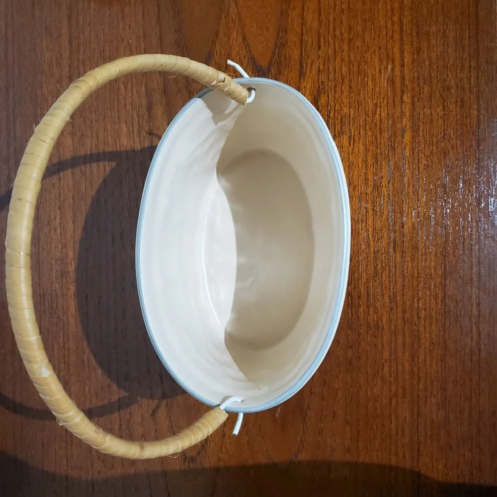 Pfaltzgraff Rare Remembrance Oval Ceramic Basket with Handle‎